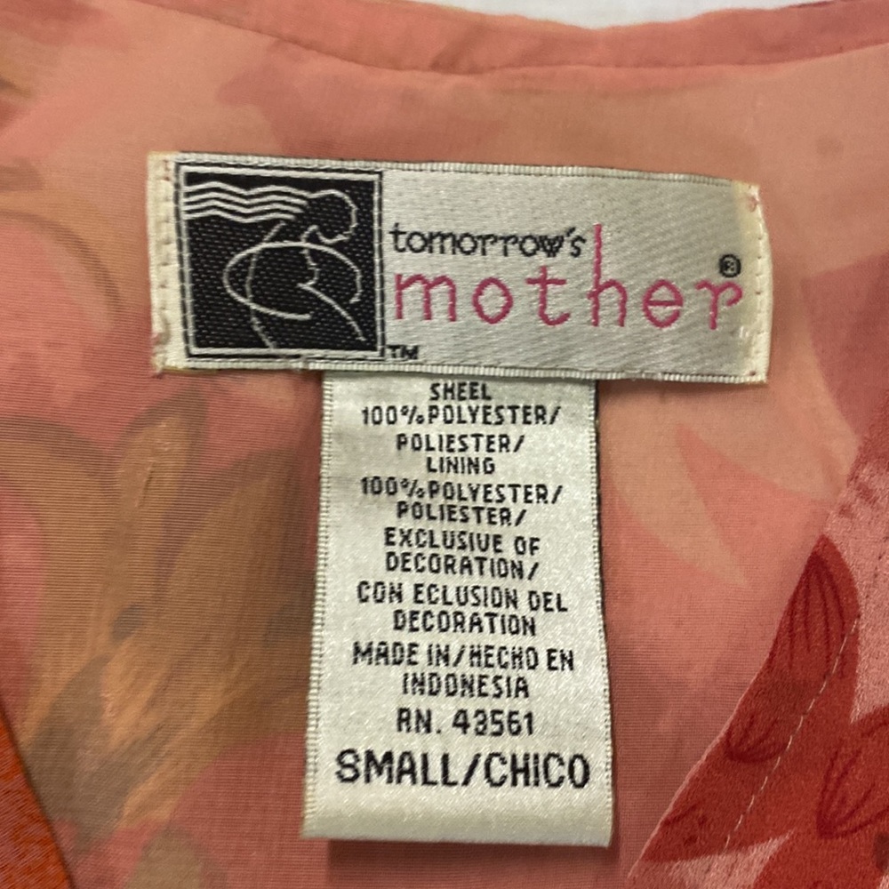 Floral maternity top - Picture 2 of 3